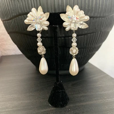 Vintage Suzanne Bjorntegard Flower Pearl Drop Clip On Earrings Bridal Wedding - Image 1 of 4