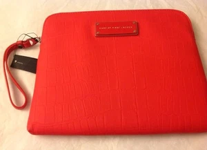 Marc by Marc Jacobs iPad M6121037 Wristlet Tablet Case Shock Red Handbag NWT - Picture 1 of 6