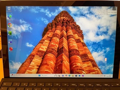 Microsoft Surface Pro 7 12.3" Intel Core i5-10 128GB SSD+Keyboard+Office 2024 - Image 1 of 4