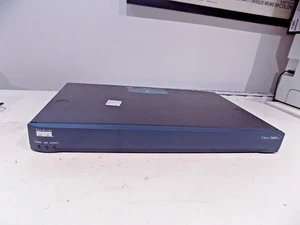 Cisco 2600 XM Series Wired Network Ethernet Modular Access Router Sold as SPARES - Photo 1/9