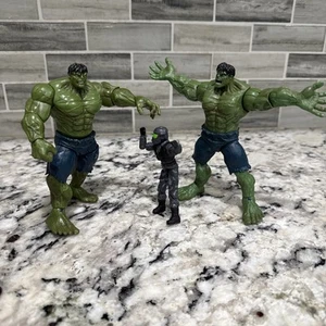 2007 Marvel Incredible Hulk Mega Clap 6 Inch Figure And Regular With Soldier - Picture 1 of 5