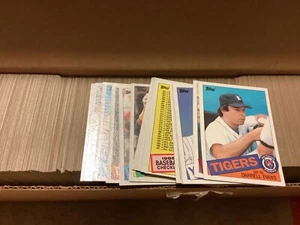 1985 Topps Baseball Partial Set of 792 cars Set Missing a Few Cards - NM or Bett - Picture 1 of 4