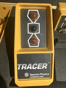Juego de 2 Spectra-Physics TRACER Laserplane ST2M-20 en estuche Blade-Pro - Imagen 1 de 10