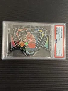 2023-24 Obsidian Amen Thompson RC Vitreous Die Cut SSP Rockets PSA 8 - Afbeelding 1 van 3