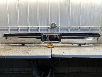 1988-1999 Chevrolet K1500 C1500 1988-2000 C/K 2500 3500 Front Bumper OEM Foto 1 de 4