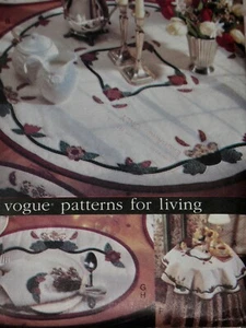 VINTAGE VOGUE PATTERN 9665 Decorator TABLE PILLOW Much More QUILT APPLIQUE Uncut - Picture 1 of 4
