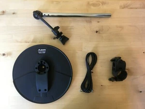 NUOVO Alesis Turbo Set: Piatto 10 pollici 1 zona, 19" braccio, morsetto, sovratensione cavi - Foto 1 di 5