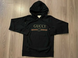 black moletom com capuz gucci