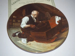 Collector's Plate - Wall Plate - Norman Rockwell - Grandpa's Gift - Picture 1 of 3