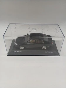volkswagen passat black 1/43 Minicar - Picture 1 of 7