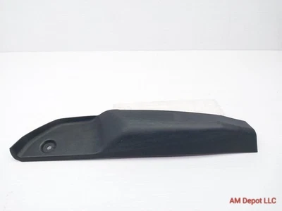 2012 BMW 535i 528i 550i GT F07 Left Trunk Lid Taillight Finisher Cover 7224229 - Image 1 of 3