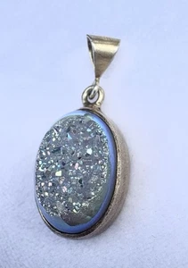 Irisierender Druzy Quarz Anhänger Vermeil über Sterling Silber 925 Aura Kristall - Bild 1 von 13