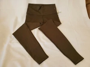 Core 10  Active Olive Green leggings Size M - E13 - Picture 1 of 3