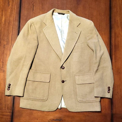 Men's John Weitz 2 Button Beige Camel Hair Regular Blazer SIZE See Measurements - Imagem 1 de 4