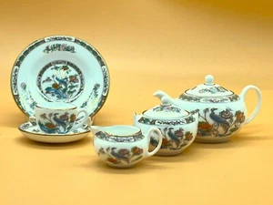 Wedgwood Kutani Crane miniature cabinet tea set. Teapot, creamer, sugar & trio. - Picture 1 of 10