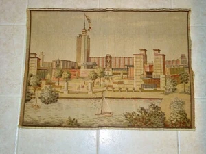SEHR SCHÖNER HOCHWERTIGER BELGISCHER WANDTEPPICH BUNTE GEBÄUDE auf dem WASSER 20"x24" - Bild 1 von 2