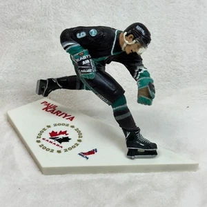 McFarlane Paul Kariya #9 2000 NHLPA Anaheim Ducks Series 1 Action Figure - Picture 1 of 8
