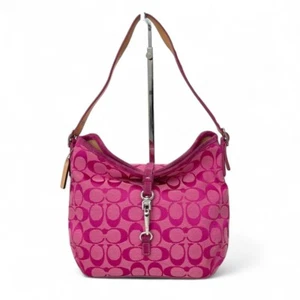 Auténtico bolso de hombro Hobo de lona rosa con adornos de cuero COACH Hamptons Signature - Imagen 1 de 10