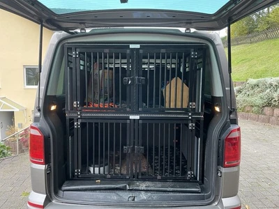 Biete 2 SSBI Alu Hunde-Doppel-Boxen ausgerichtet auf VW T6 Multivan - Bild 1 von 4