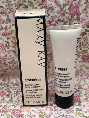 Mary Kay IVORY 6 Timewise Luminous Wear Liquid Foundation. New/ Discontinued - Image 1 of 4