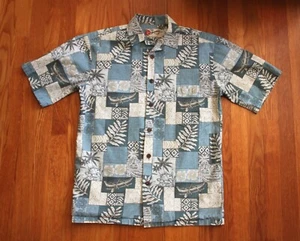 HILO HATTIE - THE HAWAIIAN ORIGINAL - Men's Outrigger Aloha Shirt - Size: Small - Picture 1 of 4