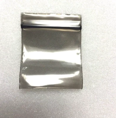 BLACK 1000pc APPLE BRAND BAGGIES! 1.5" x 1.5" 2.5MIL PREMIUM QUALITY & THICKNESS - Image 1 of 3