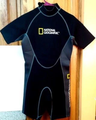 Brand New NATIONAL GEOGRAPHIC Scuba, Surf,Snorkel, Wetsuit, Shorty Mens sz Small