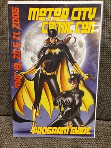 2006 Motor City Comic Con Program Guide Batgirl and Catwoman on Cover Book RARE - Picture 1 of 1