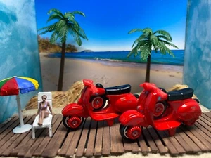 1966 Vespa 90 SS Super Sprint Loose Collectible Diecast Scooter 1/64 Lot Of 2 - Picture 1 of 3
