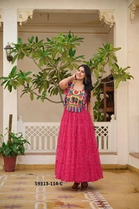 Navratri Special Indian Maxi dress Georgette Floral Gown for Women - Bild 1 von 17