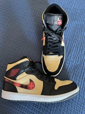 Zapatillas deportivas Air Jordan Retro 1 Mid SE para hombre Tartán Swoosh ~ para hombre talla 9,5 - rojo tostado Foto 1 de 4