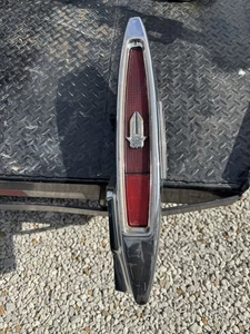 1978–1979 Cadillac Coupe Deville/Fleetwood Right Tail Light With Housing - Picture 1 of 7