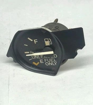 82-89 CAMARO Z28 RS IROC-Z 二手燃油汽油表 #3 — 第 1/4 张图片