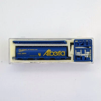 InterMountain 60117-xx N Scale Kit - Cylindrical 4-Bay Hopper - Alberta - Image 1 of 2