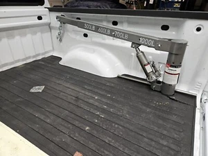 PICKUP TRUCK BED CRANE SWIVEL LOAD LIFT BOOM HYDRAULIC HOIST 1/2 TON CAPACITY - Picture 1 of 4