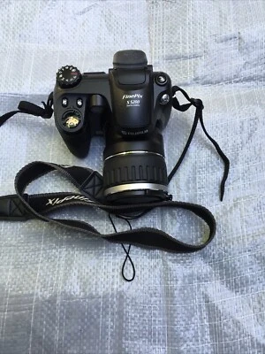Fujifilm FinePix S Series S5200 5.1MP Digital Camera - Black - Image 1 of 2