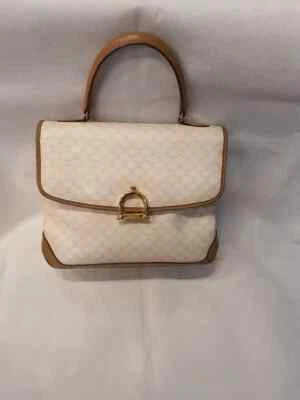 Vendo bolsos y bolsos Celine genuinos Foto 1 de 4