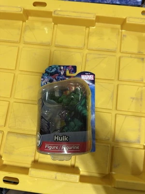 Marvel Hulk 4" Posed Figure 10005 New In Package 2012 Monogram International J5 - Image 1 of 2