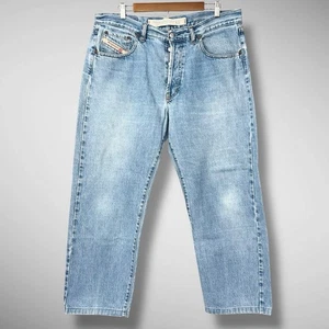 Diesel Jeans Mens 34x27 Blue Vintage Cheyenne Button Fly Denim Light Wash Italy - Picture 1 of 12