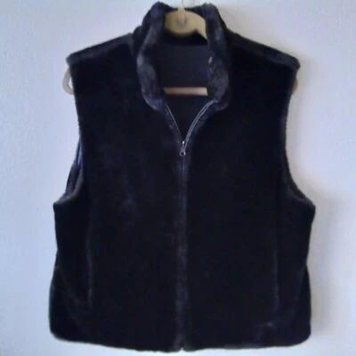 CHALECO DE PIEL SINTÉTICA REVERSIBLE BLASSPORT TALLA L Negro Usado Foto 1 de 4