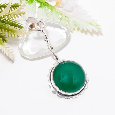 Colgante de joyería de plata de ley 925 hecho a mano con piedras preciosas de ónix verde Foto 1 de 4
