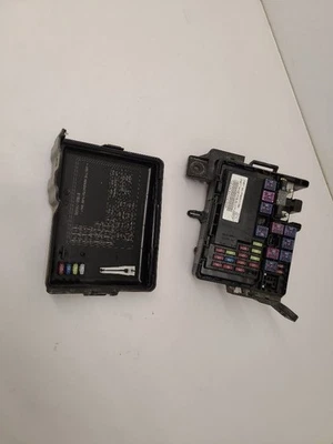 2012 13 14 2015 KIA RIO Fuse Box Engine 919501W330 12-15 Foto 1 de 4