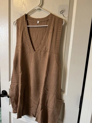 Chaleco Suéter Cuello en V Tostado Talla Larga; Grande PTP NUEVO EN PAQUETE Foto 1 de 4