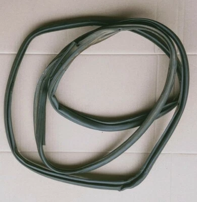 FORD Ed EB WAGON Falcon Fairmont Ghia Right Rear DOOR RUBBER SEAL on Door - Image 1 of 4