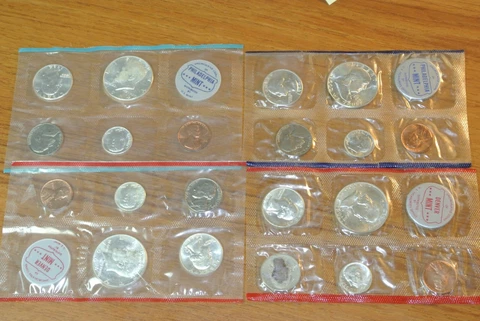 1960 LD AND 1964 P AND D MINTS WITH  90%  SILVER HLF, QTR, DIME Cover