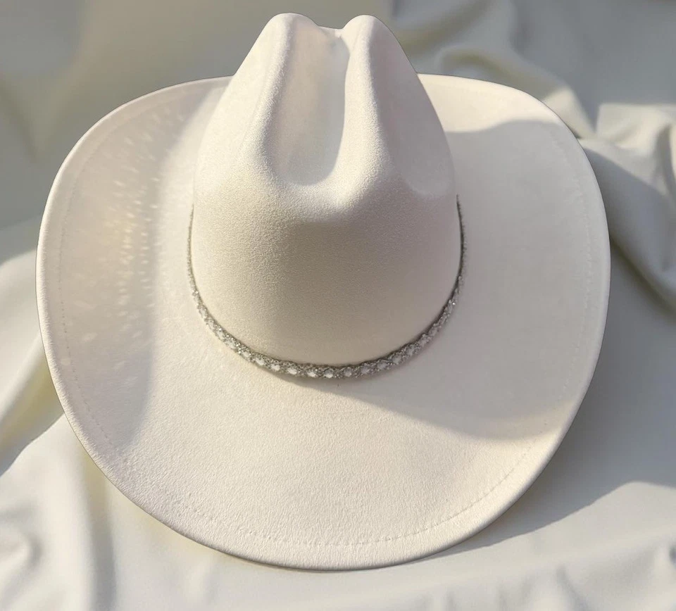NUEVO CON ETIQUETAS Nickaler 100% Gamuza Sombrero de Vaquera para Mujer Talla M-L Blanco Foto 1 de 4