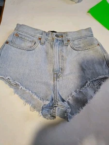 Pantalones cortos de mezclilla para mujer BDG corte cintura 25" - Imagen 1 de 4