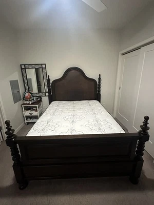 Marco de cama y colchón de madera real - limpio, duradero, ¡gran oferta! Queen Size Foto 1 de 4