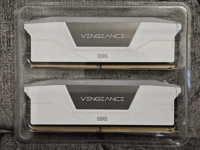 Corsair Vengeance RGB White DDR5 32GB Kit (2x16GB) 6000MTs (CMH32GX5M2E6000C36W) - Image 1 of 3
