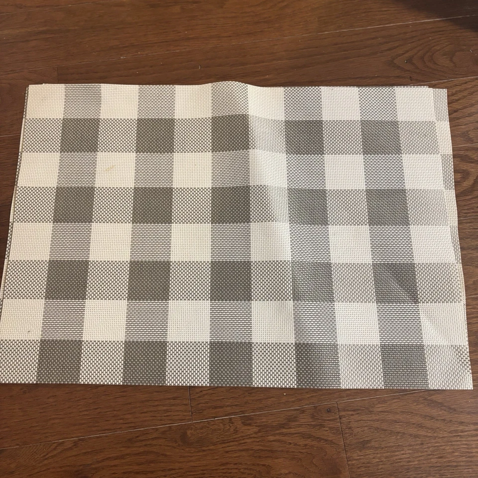 格子餐椅餐厅灰色和白色方格易清洁 3 件套 18x13 — 第 1/4 张图片